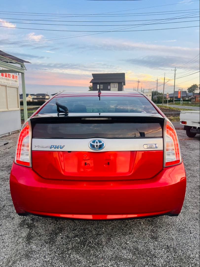 プリウスPHV本体価格ー65万