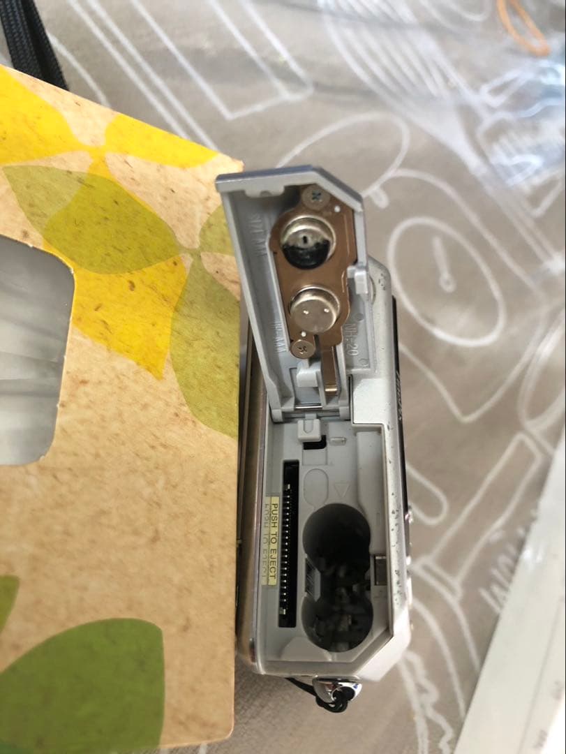 Fujifilm FinePixF420 デジタルカメラXDCard付きジャンク