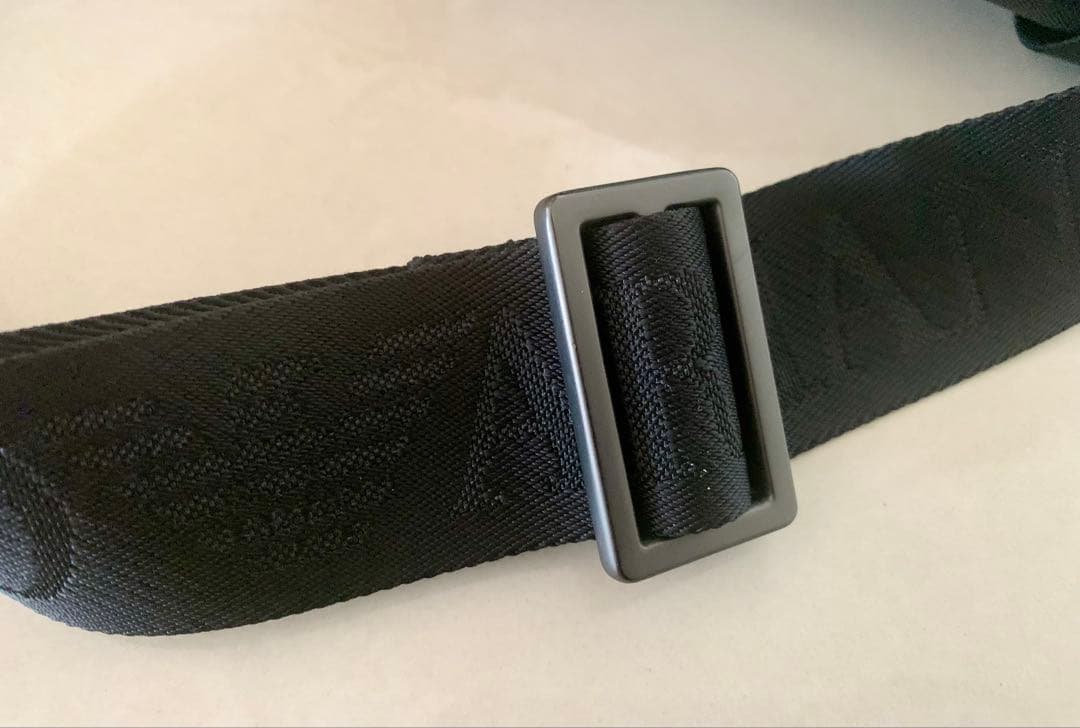 EMPORIO ARMANI ボディーバッグ　ブラック