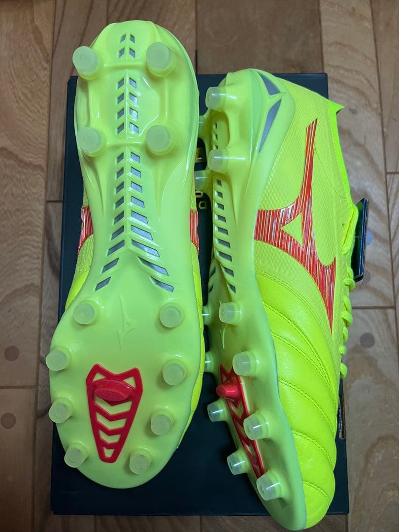 新品　大特価　激レア　ミズノ　モレリア ネオ4 β JAPAN 23.5cm