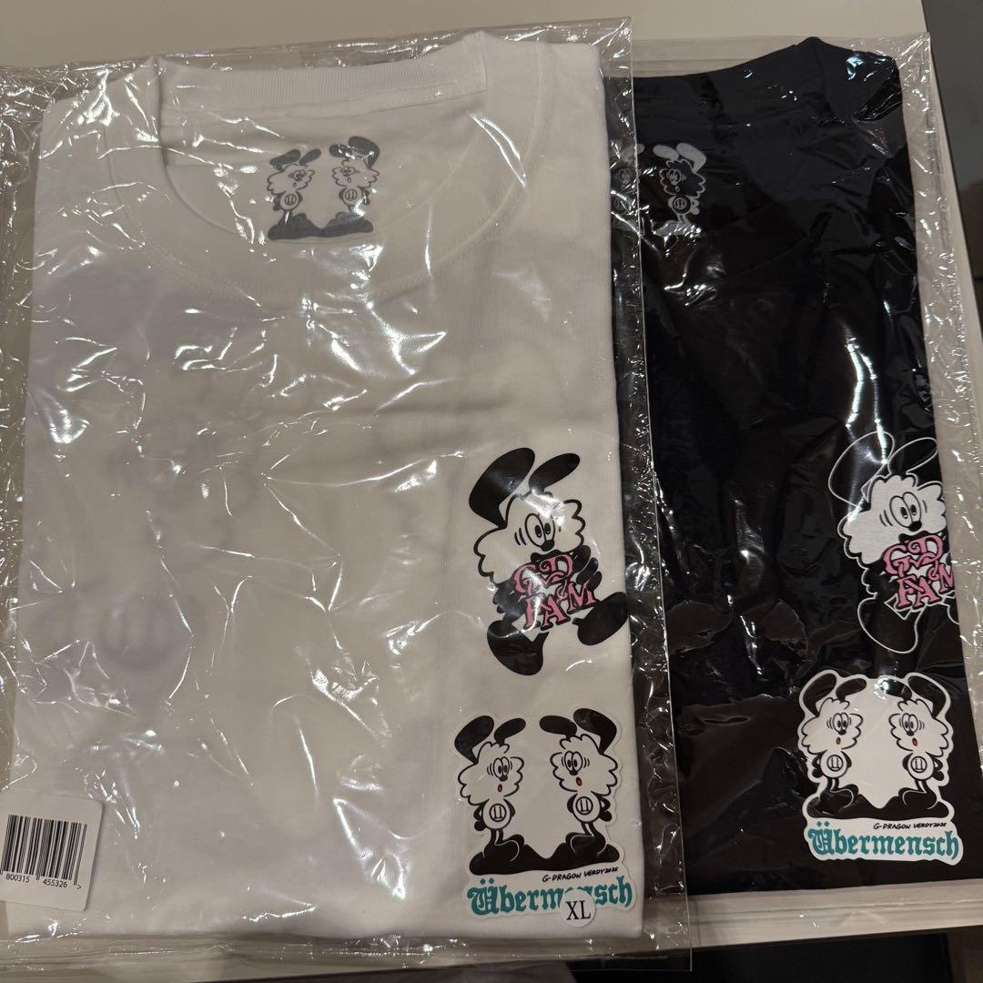 VERDY x G-DRAGON Ubermensch T-Shirt 白黒