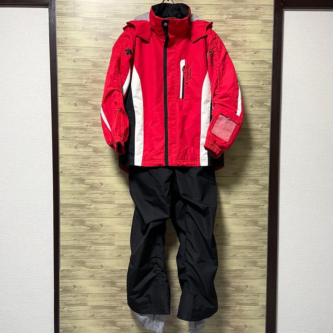 美品 デサント スキーウェア サイズ調節可能 150サイズ スノボ 子供用