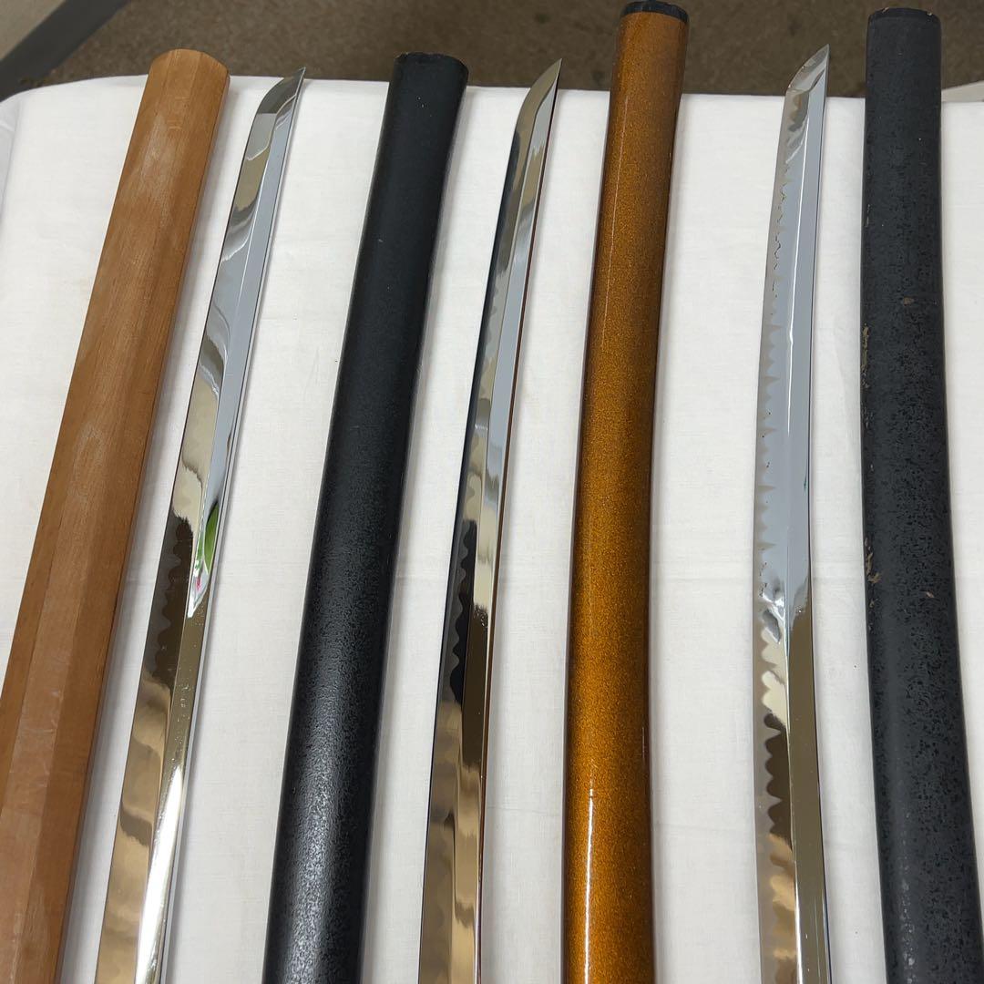 【傷あり】模造刀 8本 まとめ 透かし鍔 太刀 脇差 白鞘 龍 黒鞘 金梨地