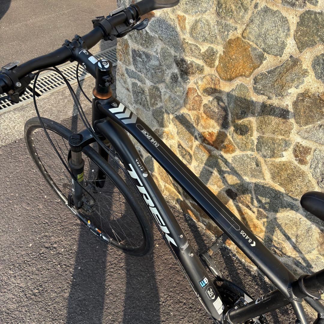 引取限定 TREK トレック 8.4DS 2017年 27インチ クロスバイク
