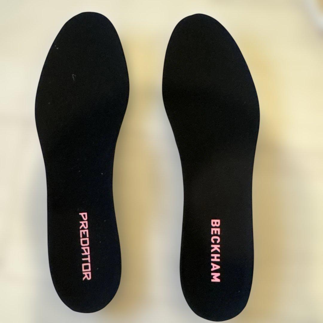 スパイク　サッカー　ベロ付き　ピンク　プレデター