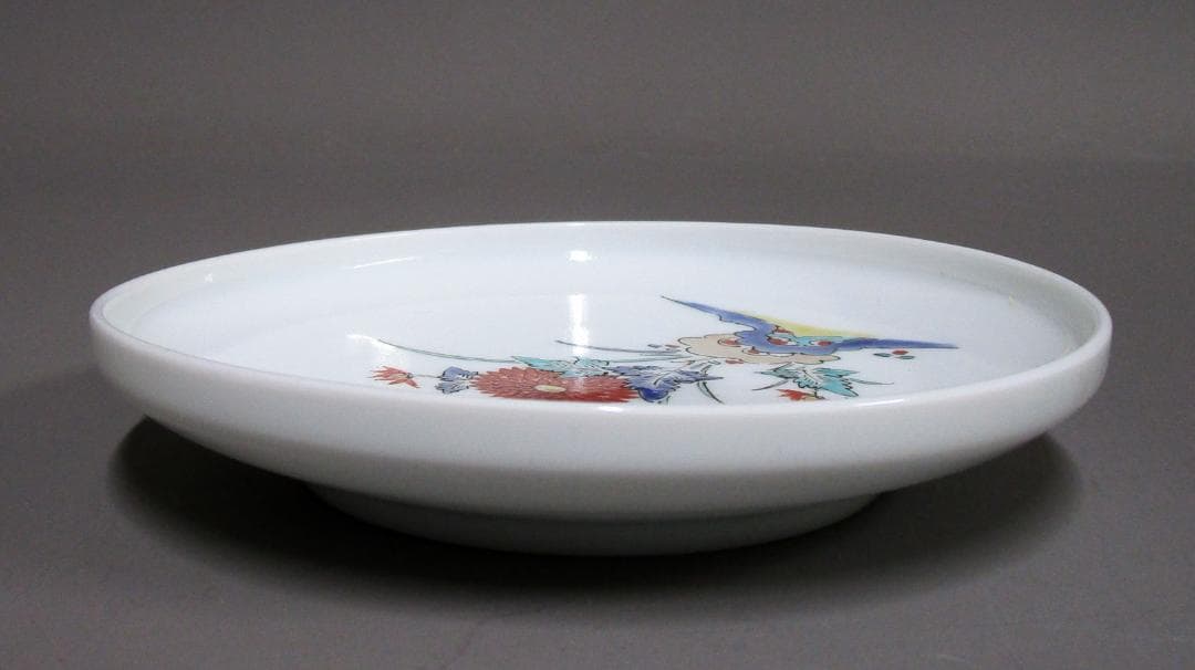 人間国宝 十三代 酒井田柿右衛門［錦 菊文 皿］桐共