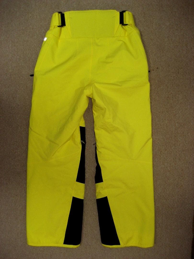 値下げ 超美品 延べ使用日数2日 フェニックス 高機能ウェア 上下Sサイズ