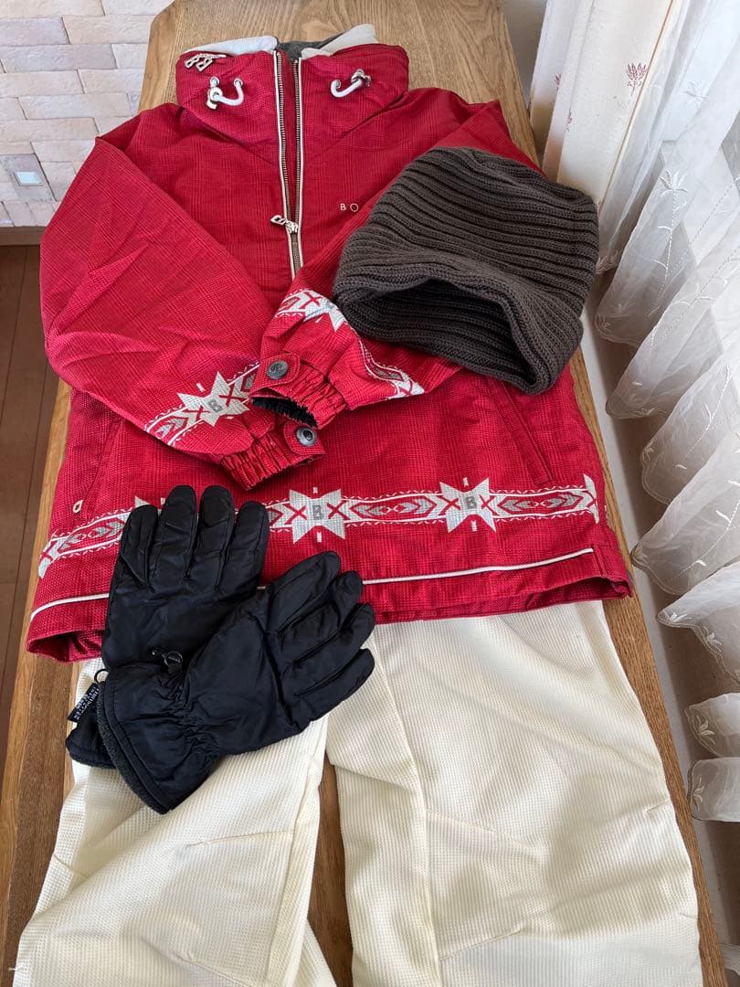 スキーウェア　160 、手袋、帽子　３点セット　上下セット　スノーボード