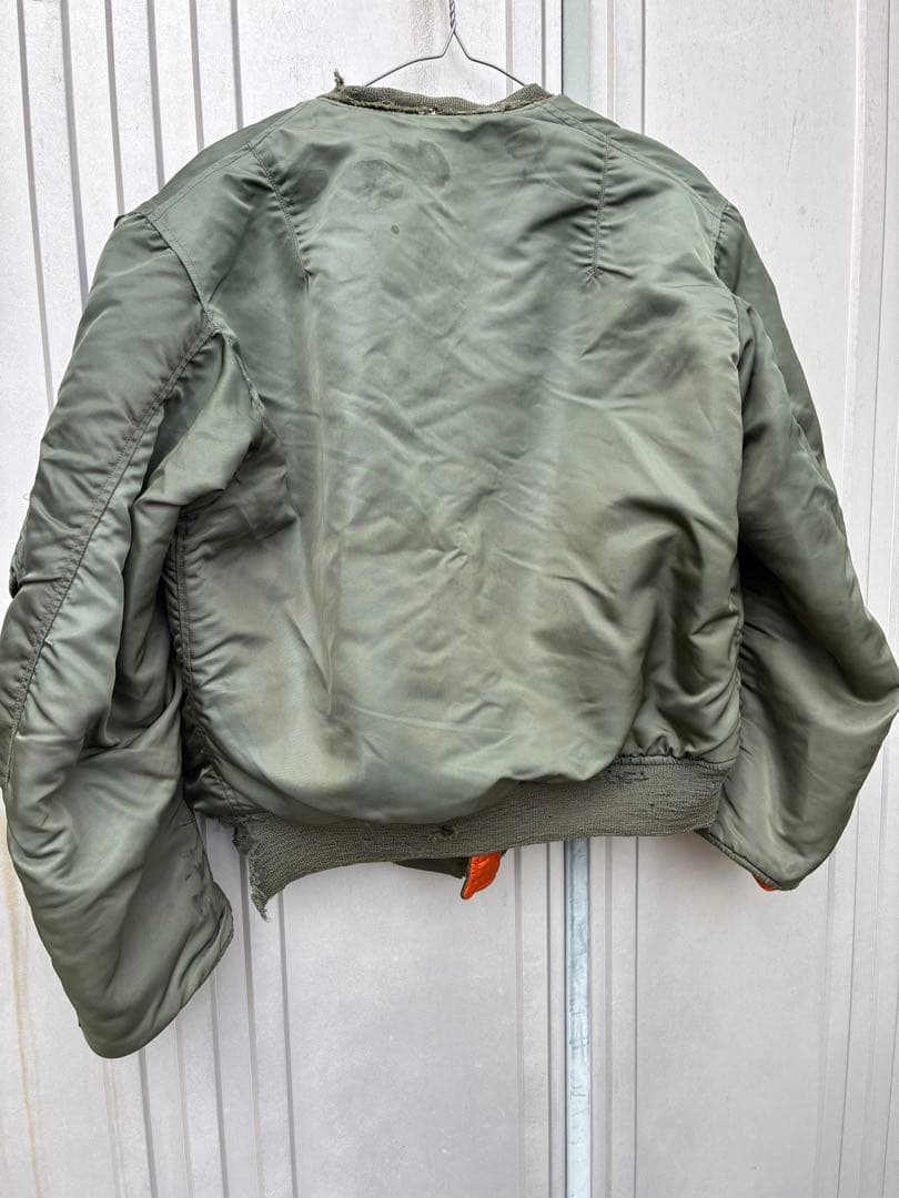 K*N様 60s ma-1米軍実物　ALPHA Mサイズ　1968 袖リブ欠損