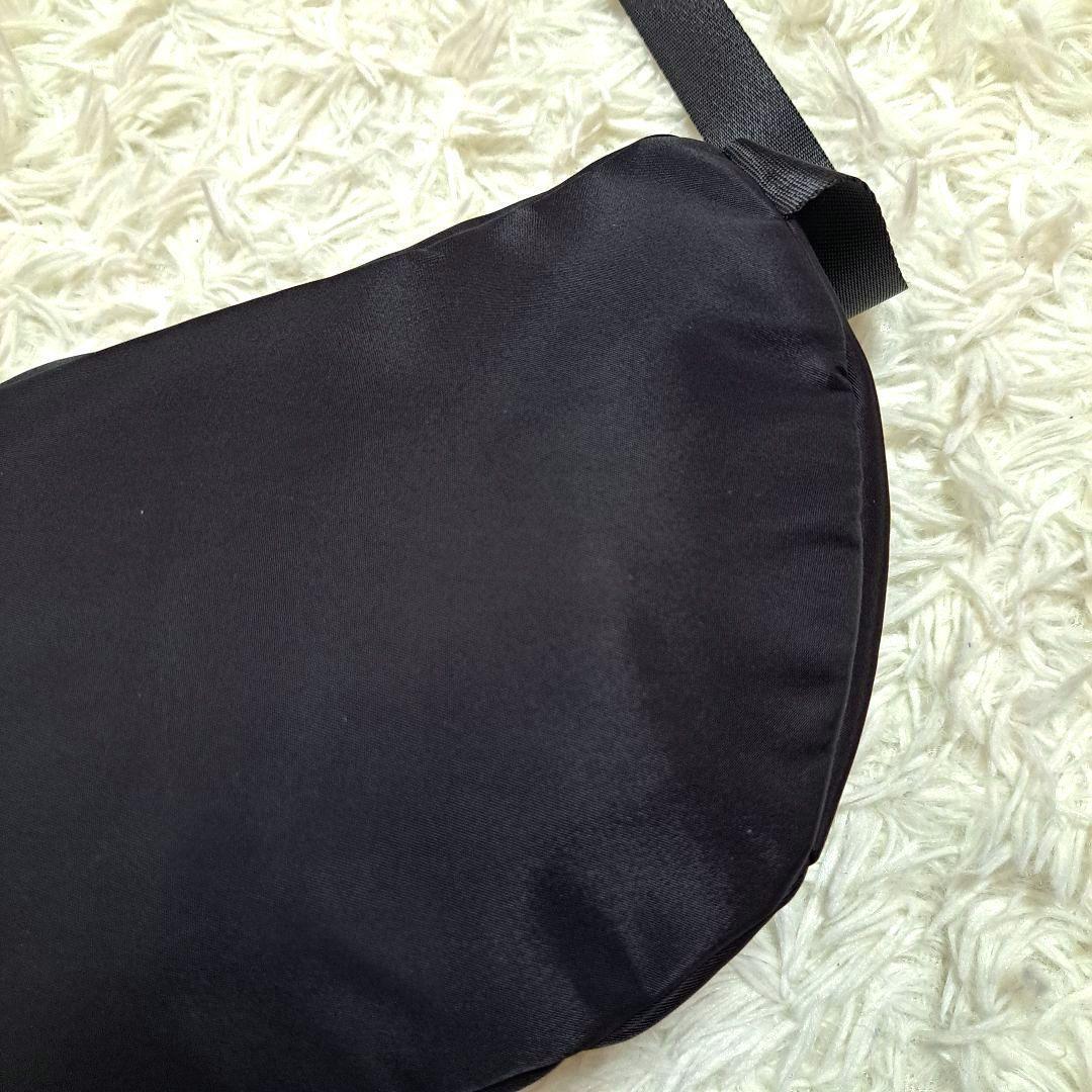 【美品】【TOCCA】撥水RIBBON KNOT ボディバッグ