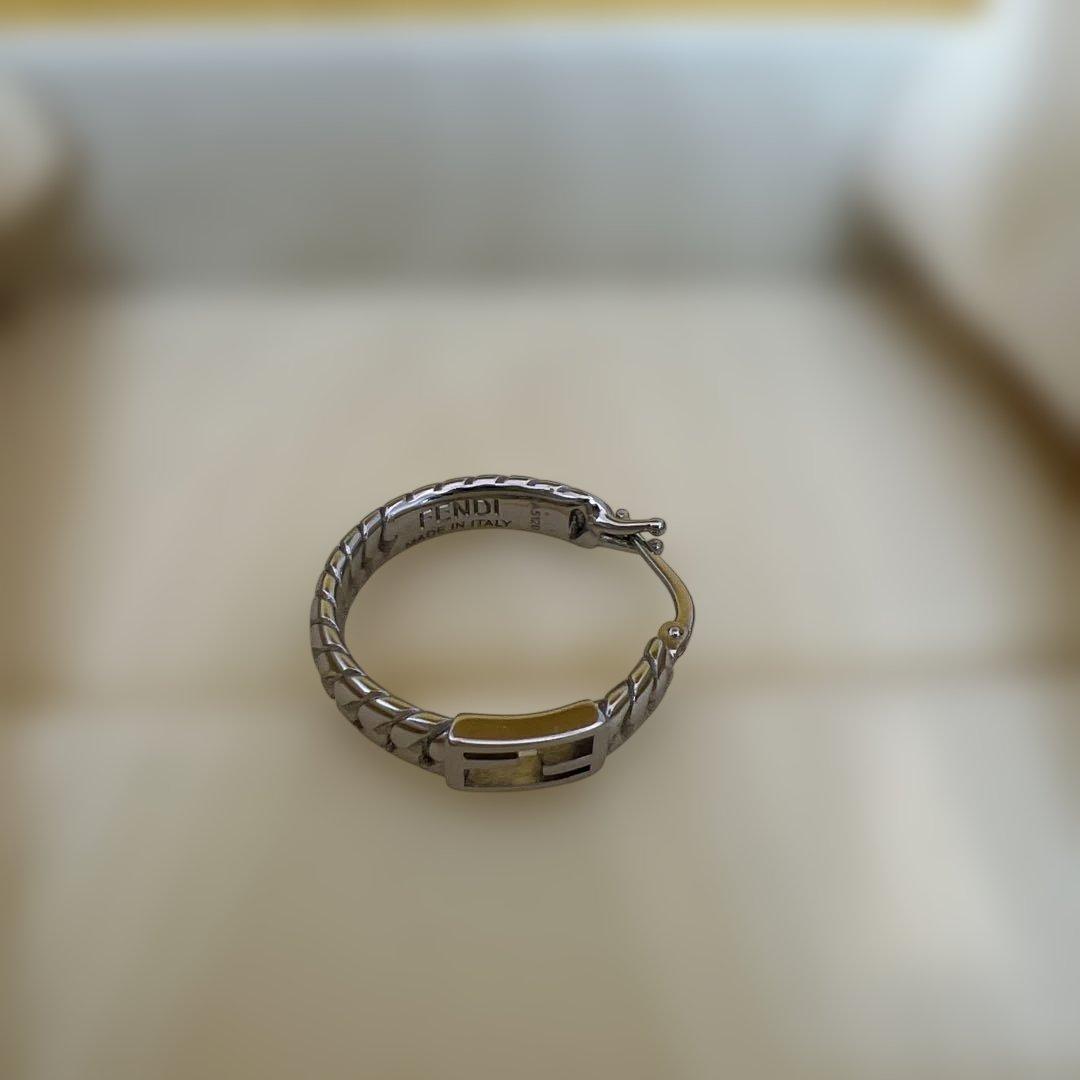 【美品】FENDIピアス ✴︎片耳