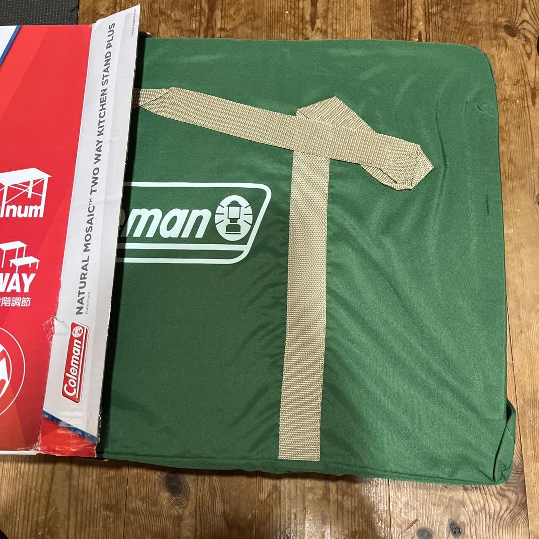 新品Coleman コールマンナチュラルモザイク　テーブル