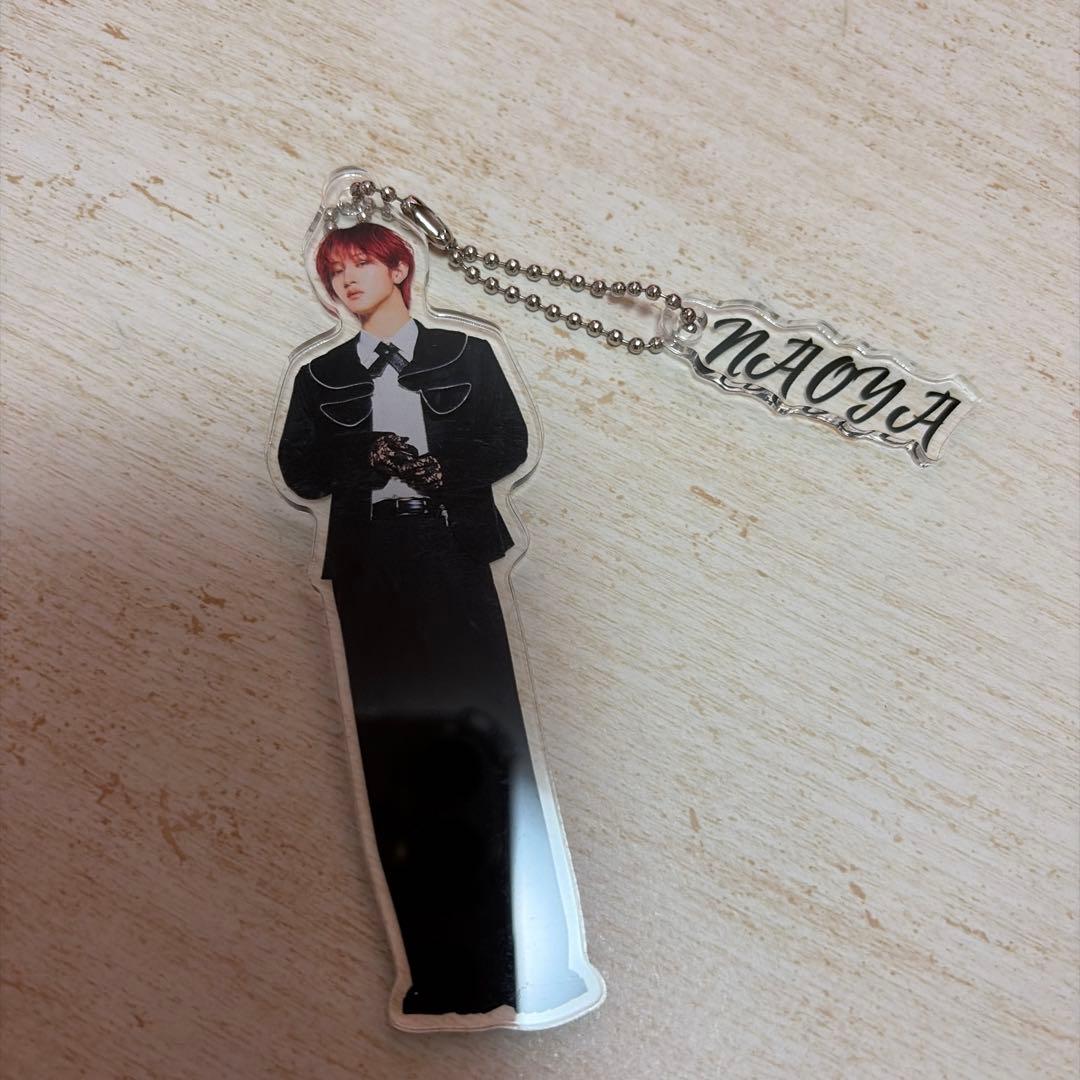 MAZZEL NAOYA アクリルキーホルダー - メルカリ