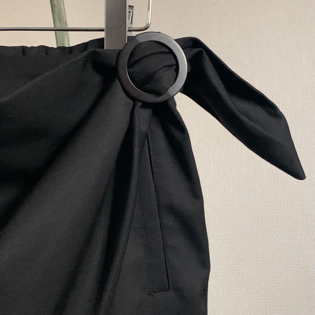 【極美品】ISSEY MIYAKE アシンメトリー　ウールパンツ　サイズ1 黒