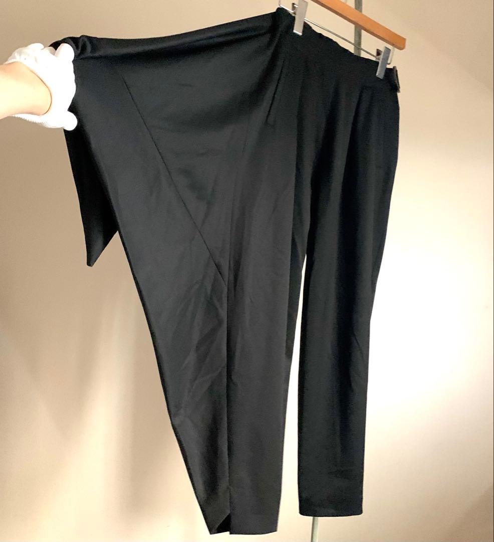 【極美品】ISSEY MIYAKE アシンメトリー　ウールパンツ　サイズ1 黒