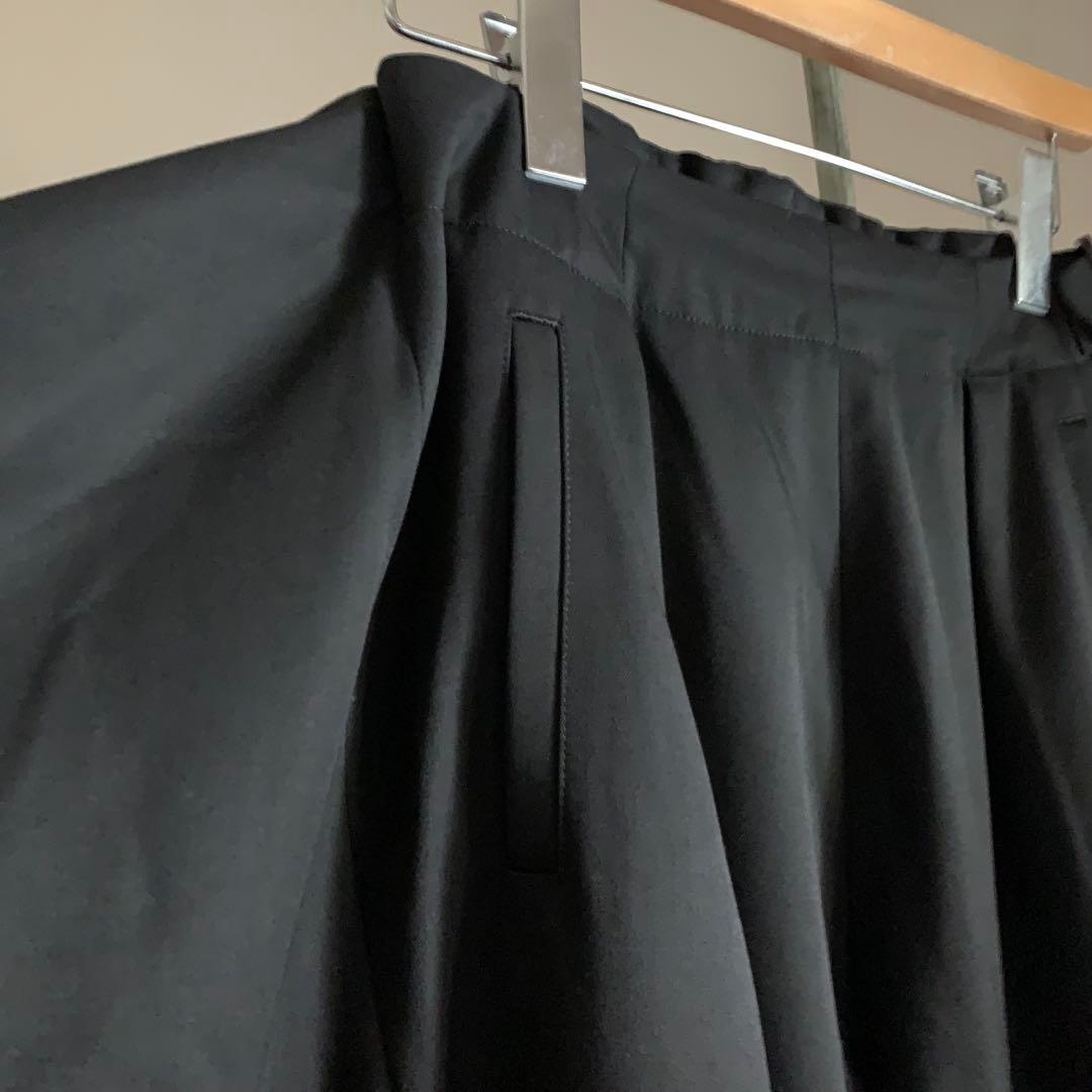 【極美品】ISSEY MIYAKE アシンメトリー　ウールパンツ　サイズ1 黒