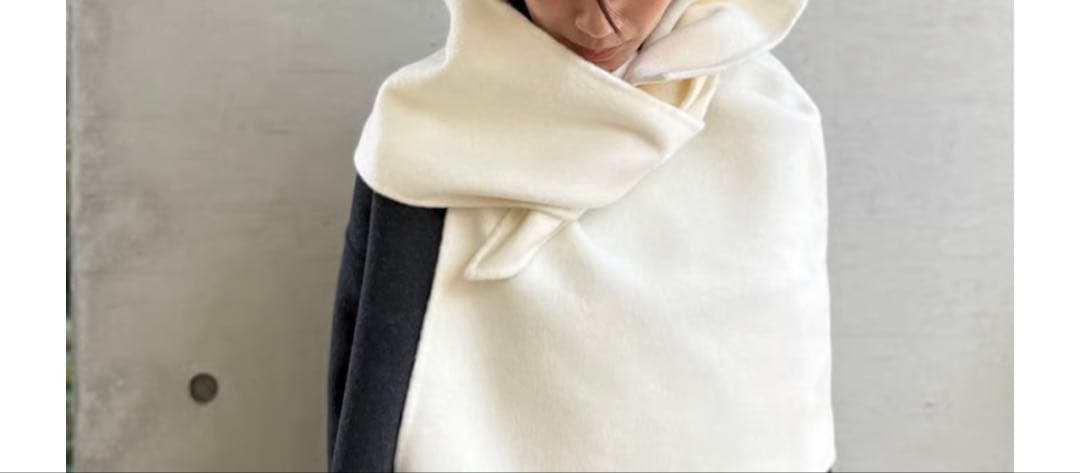 完売品 デコルテアクセサリー ストール - メルカリ