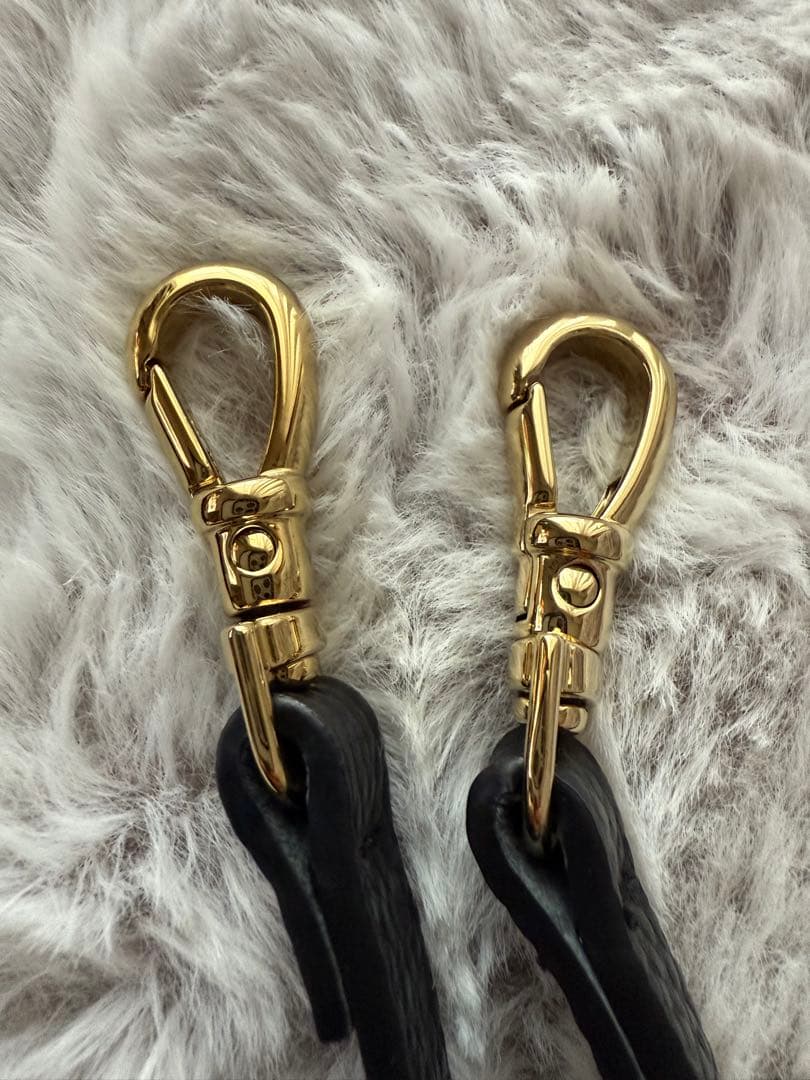 iPhoneアクセサリー BANDOLIER iPhone16Pro MILA MagSafe