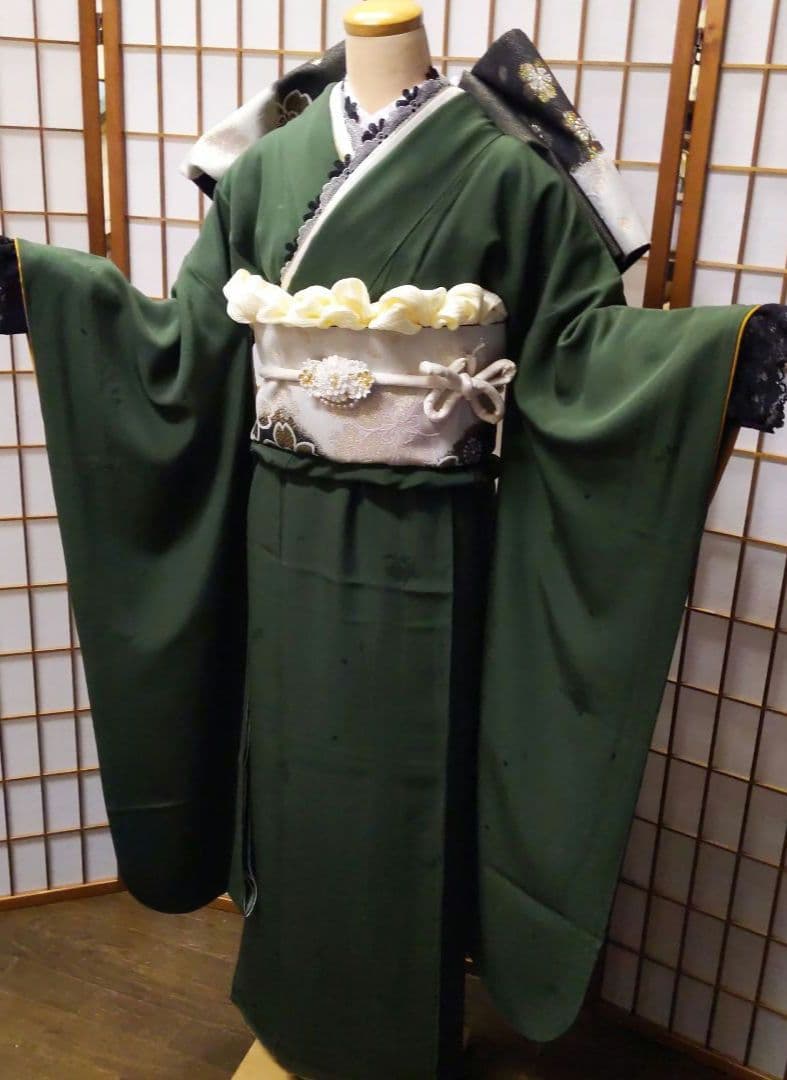 454【最終価格】無地モスグリーン【山本寛斎正絹振袖8点フルセット