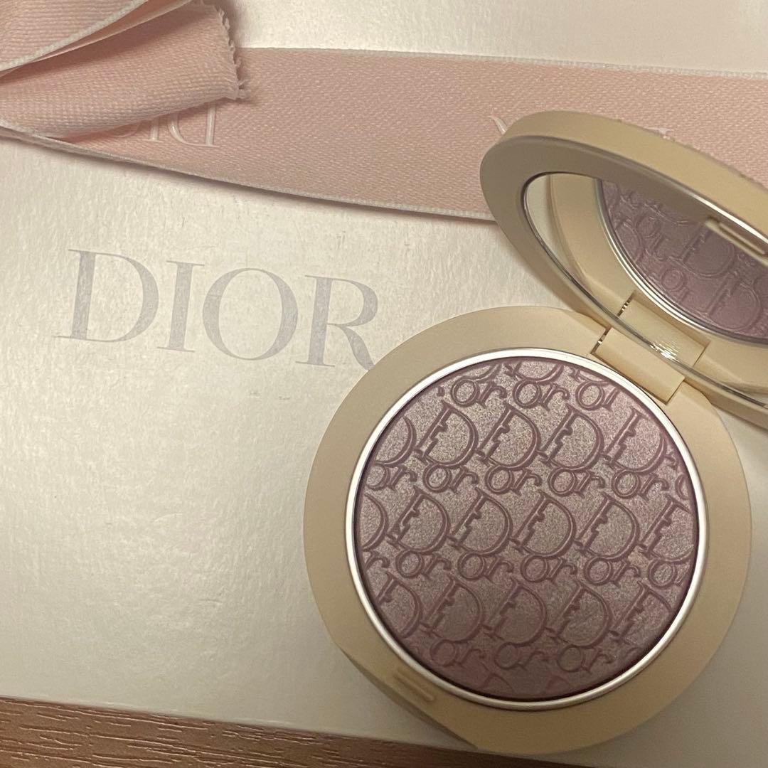 新品Dior フォーエヴァークチュールルミナイザー　ライラック　ギフトボックス付