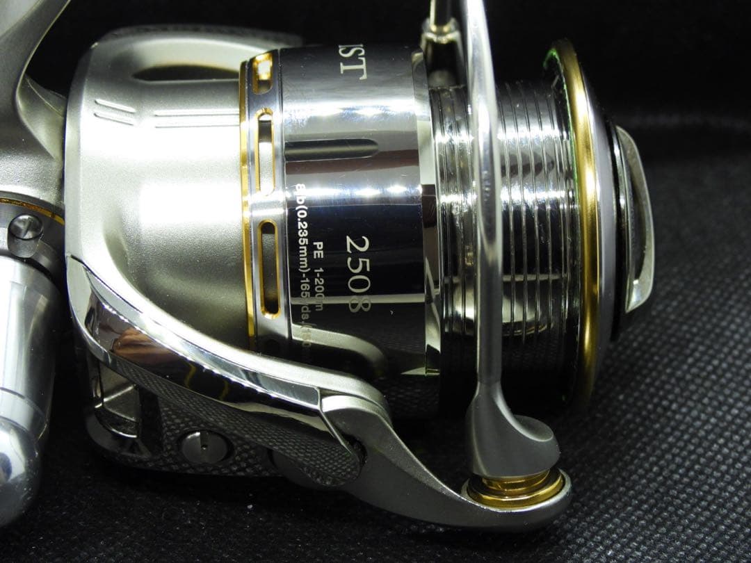 ダイワ 05イグジスト 2508【美品】