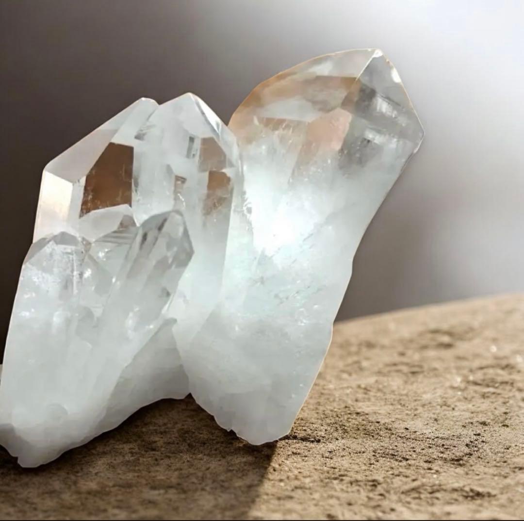 【高品質】水晶クラスター原石　1.25kg 天然石　高透明＆極太結晶