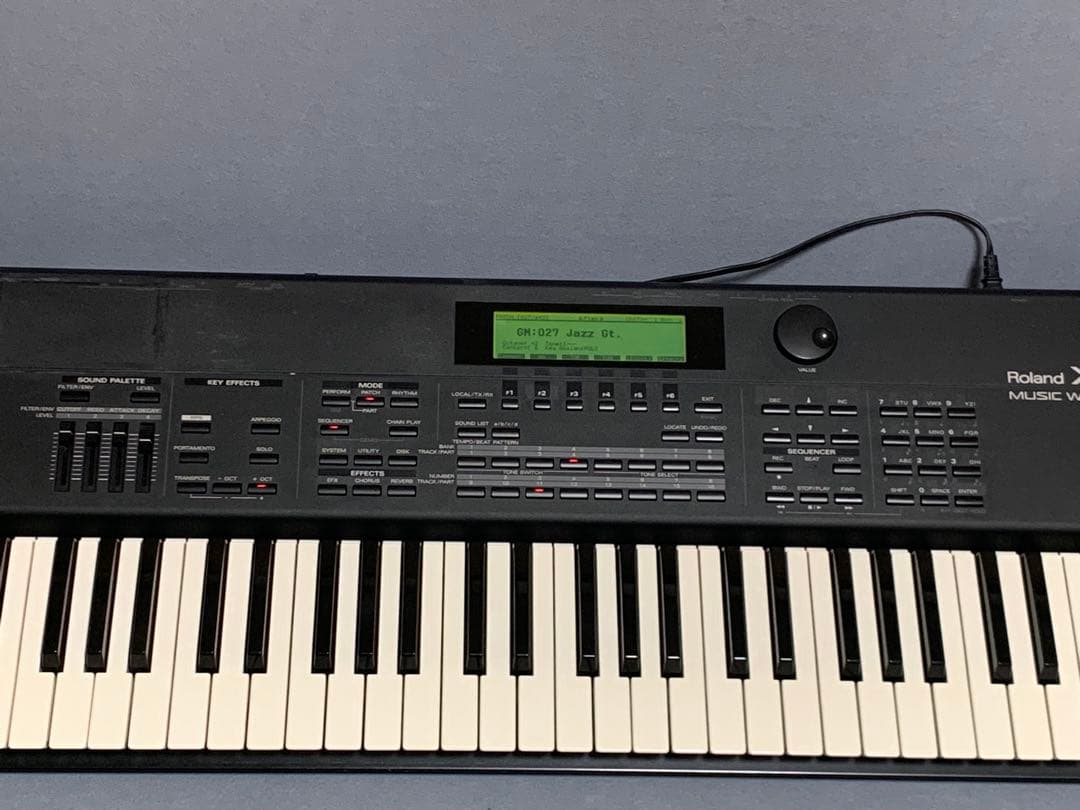 Roland XP-60 ミュージックワークステーション ハードケース付き