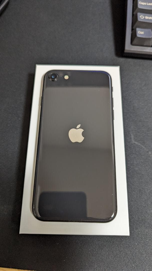 iPhoneSE ブラック 第二世代 64GB