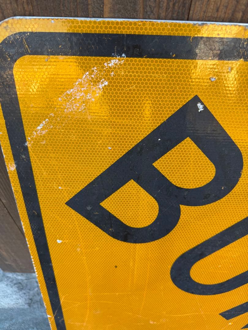 アメリカ輸入看板 BUMP標識　黄色