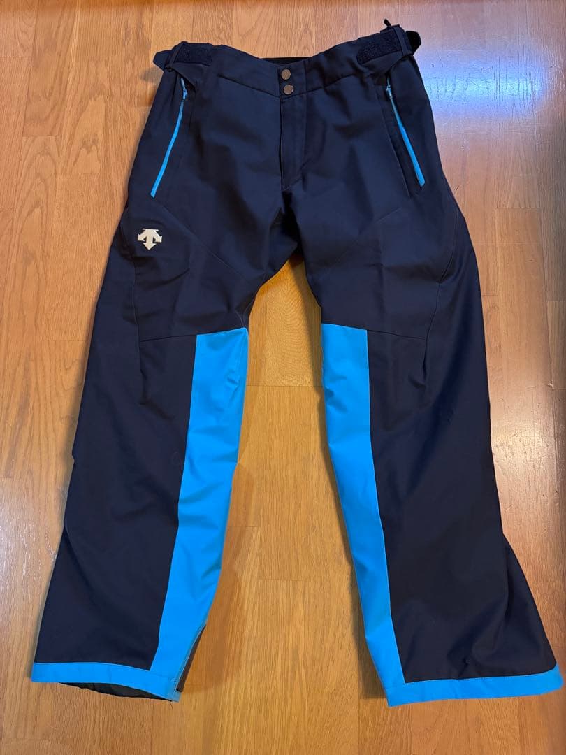 デサント　SIO スキーウェア