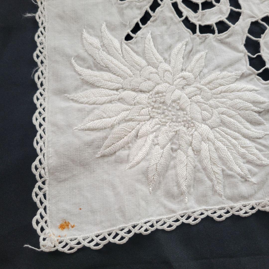 フランス　アンティーク　カットワーク　ホワイト刺繍