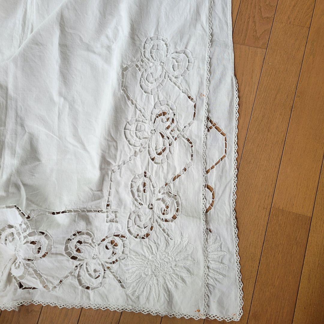 フランス　アンティーク　カットワーク　ホワイト刺繍
