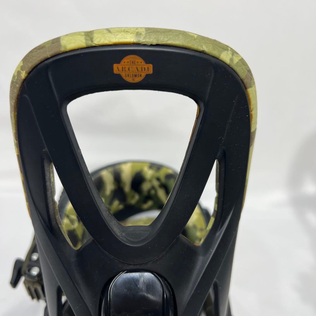 美品　SALOMON　BINDING スノボ　ビンディング　迷彩
