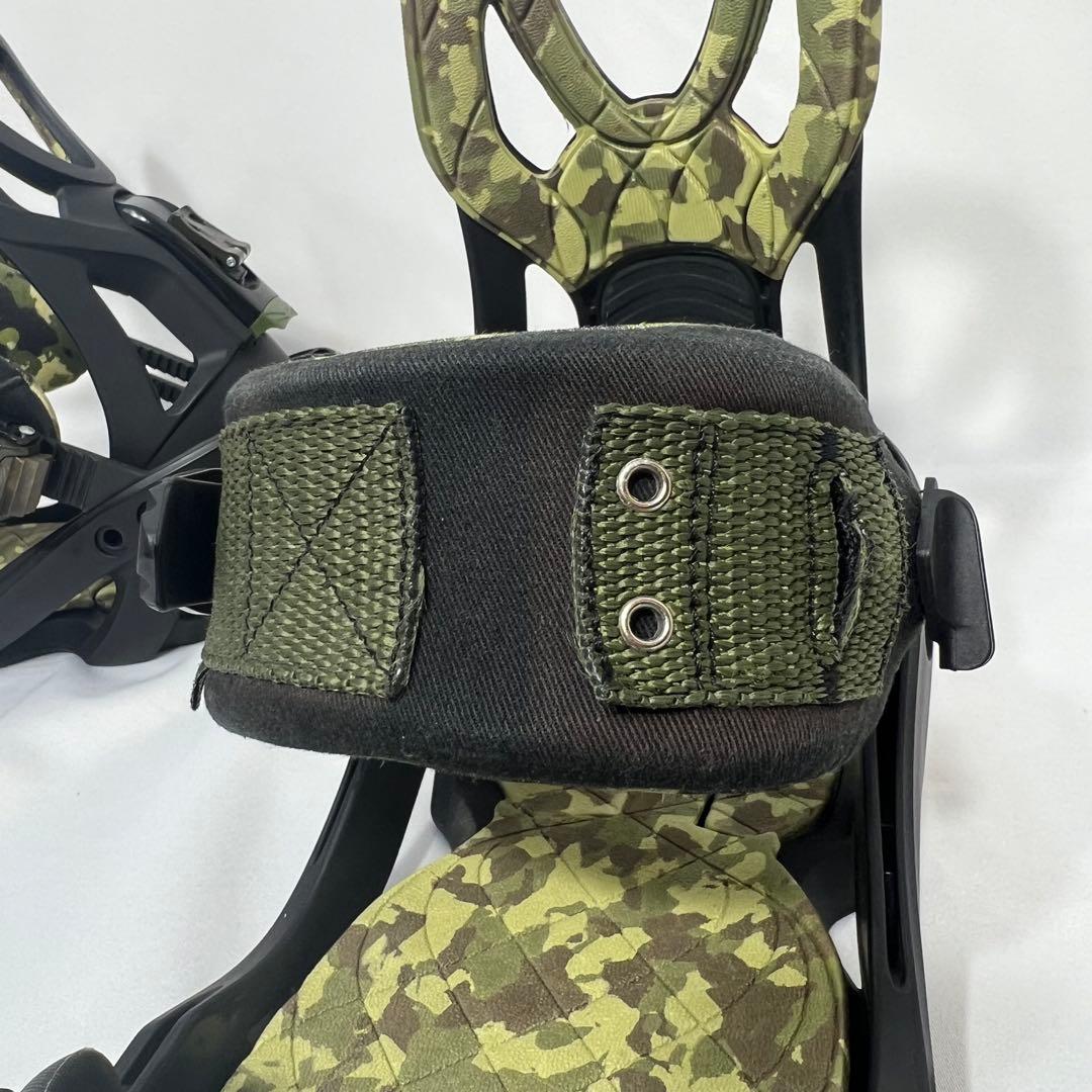 美品　SALOMON　BINDING スノボ　ビンディング　迷彩