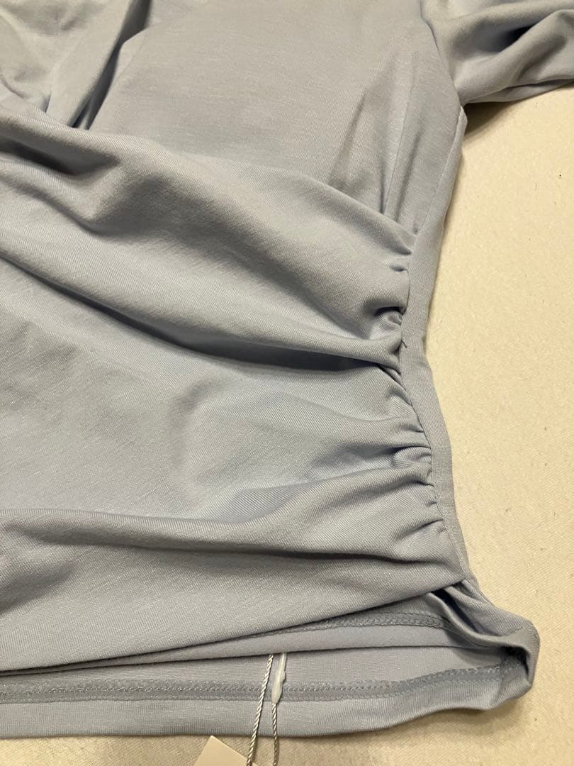 SUKALA カップ付きギャザークロスロングスリーブトップス - メルカリ