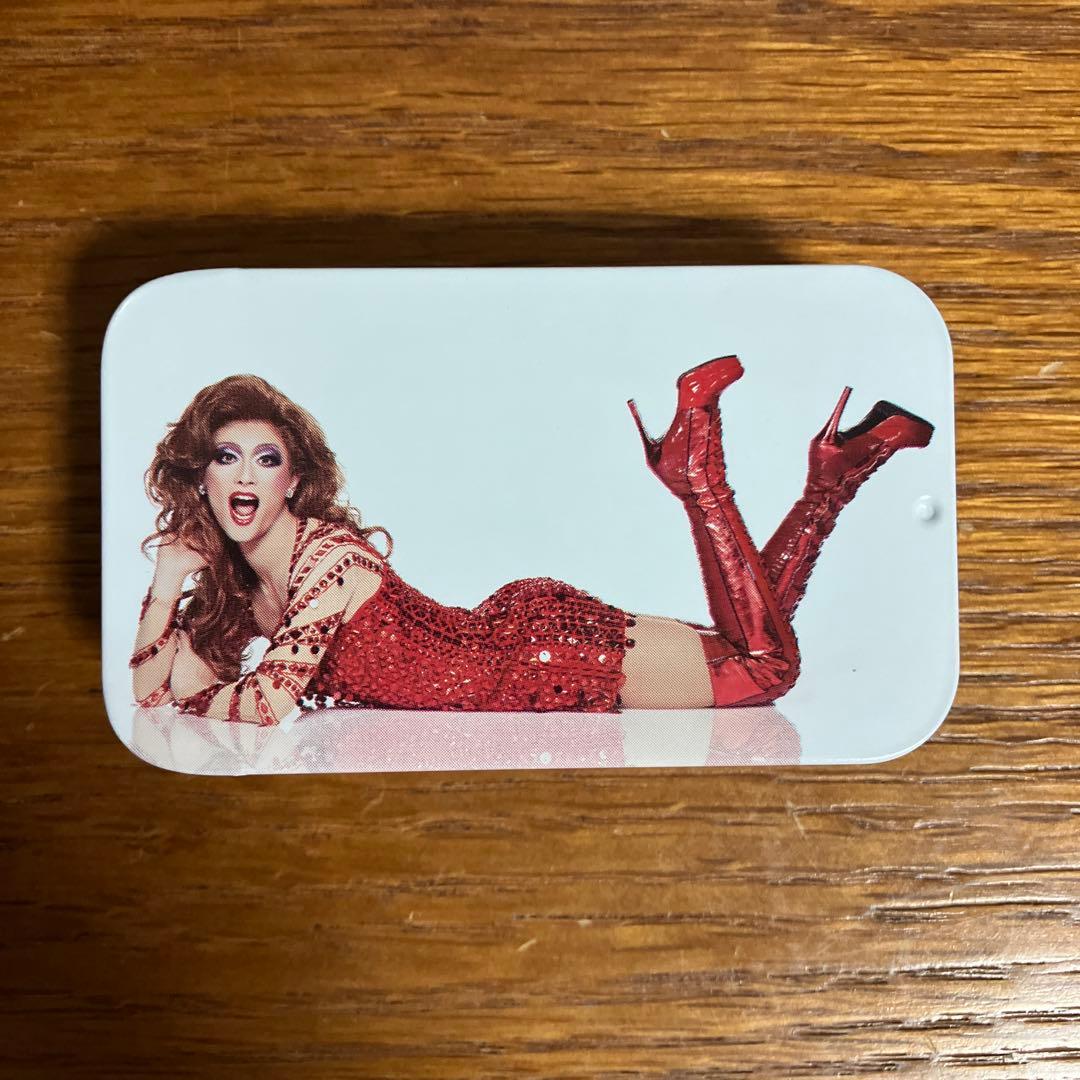 キンキーブーツ タブレット缶（ローラ:三浦春馬） キンキーブーツ