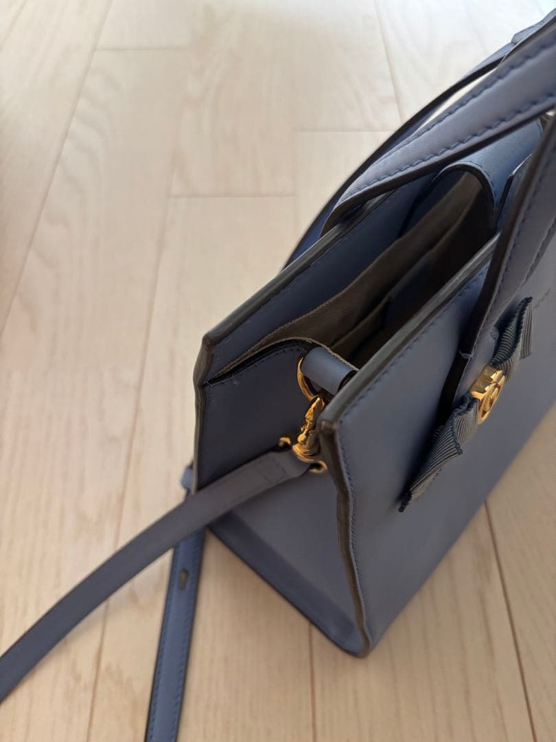 GUCCI リボン付きライトブルーハンドバッグ 日本限定