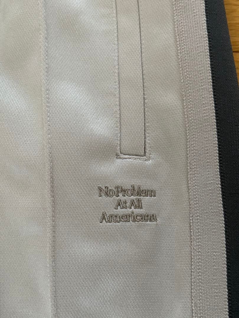 【AP STUDIO】別注Americanaトラックパンツ