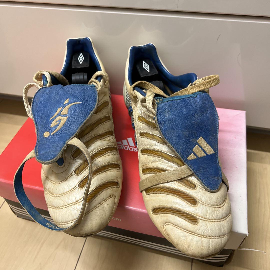 アディダス プレデターパルス サッカースパイク 当時物 付属品 - メルカリ