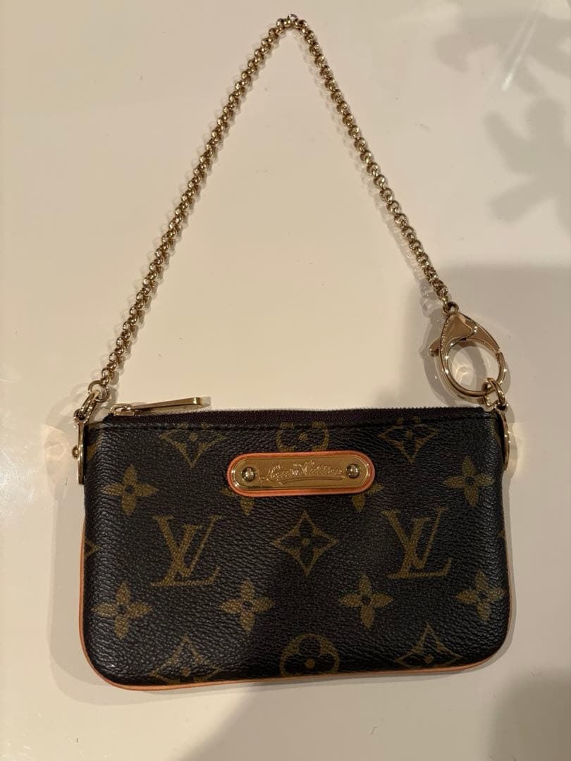 ルイヴィトン　モノグラム　ミニポーチ　チェーン付き　美品