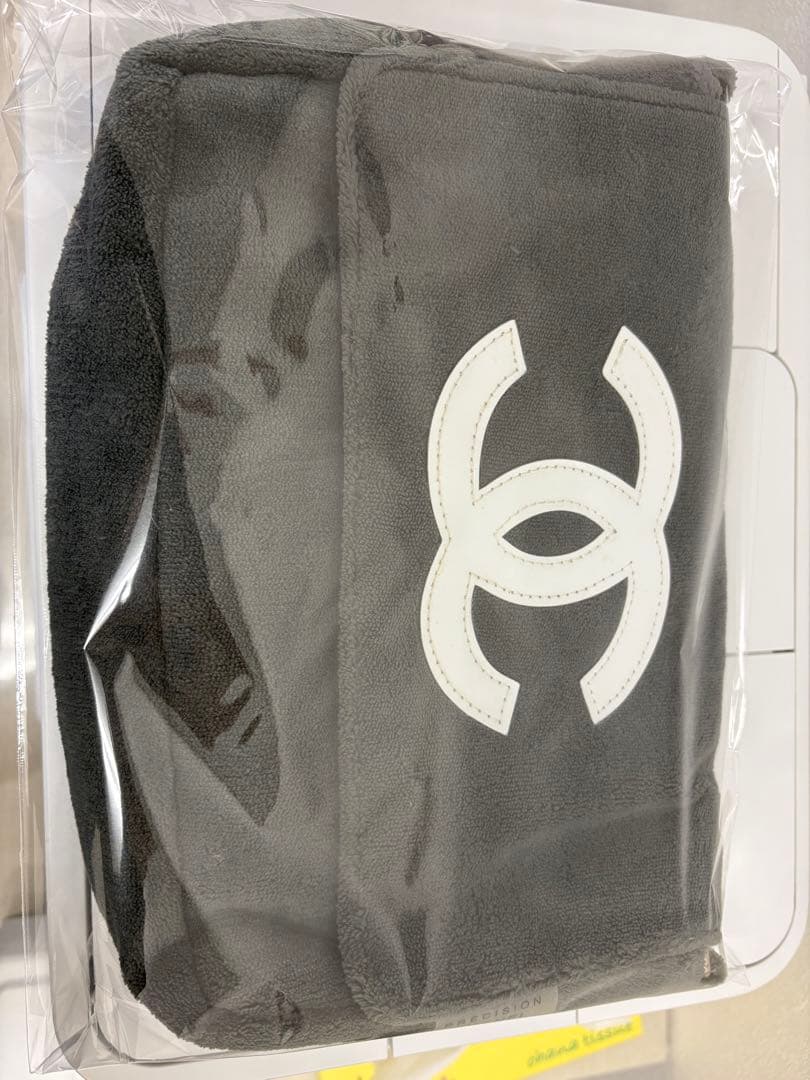 CHANEL グレー スエード ショルダーバッグ ノベルティ