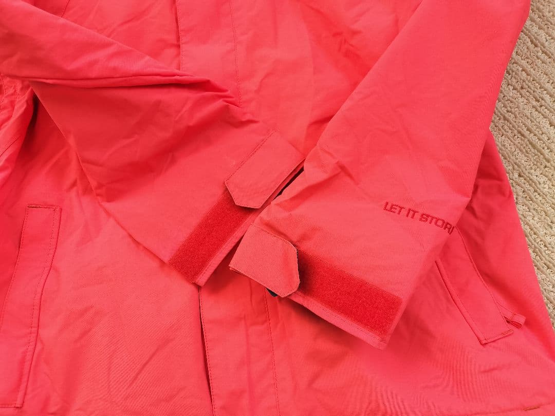 超美品 VOLCOM スノーボードウェア 上下 レディース