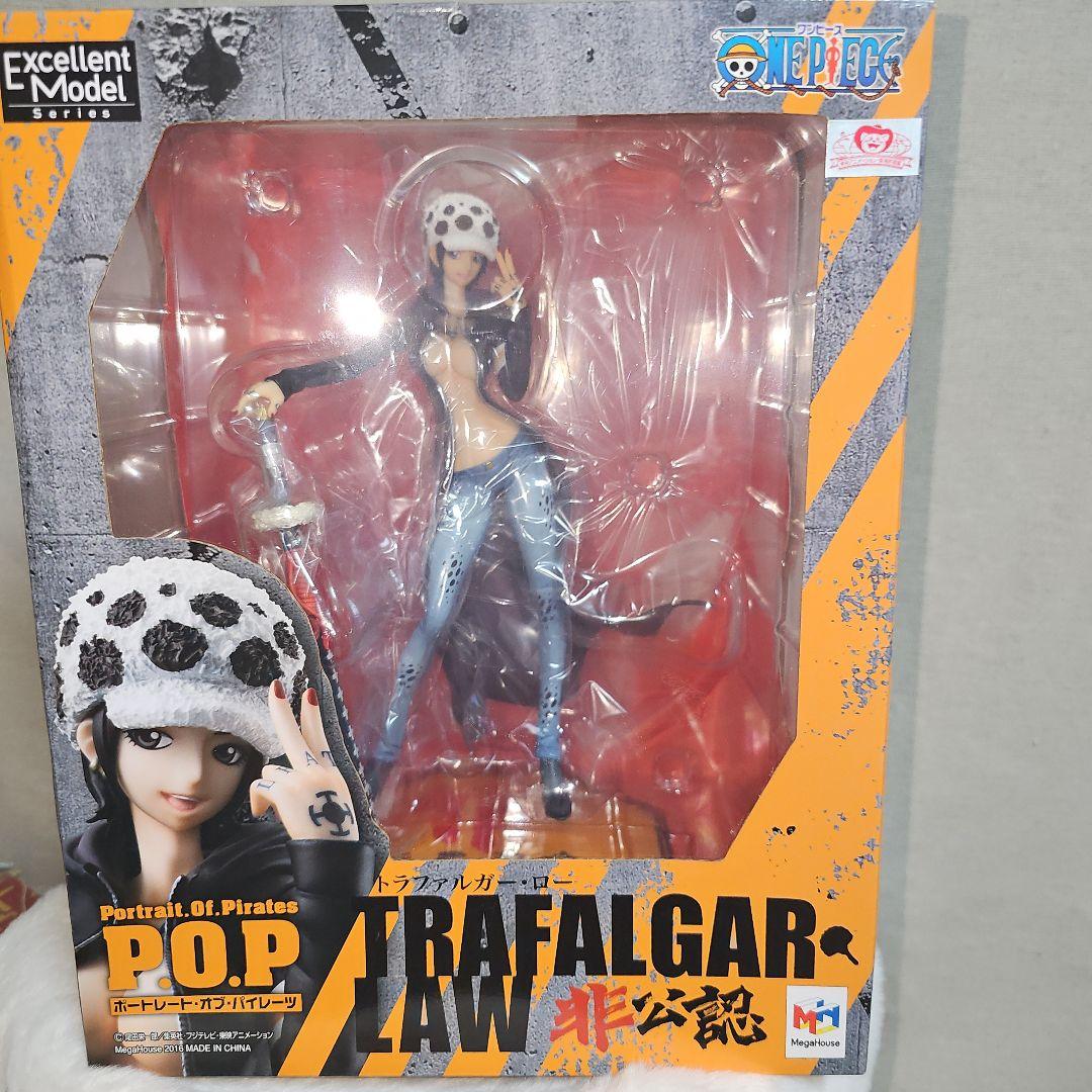 トラファルガー・ロー 女体化フィギュア - メルカリ