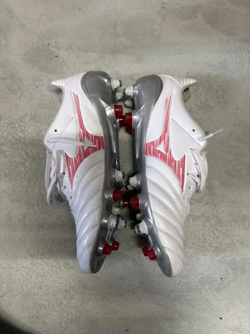 Mizuno モレリア FGシューズ ホワイト/レッド