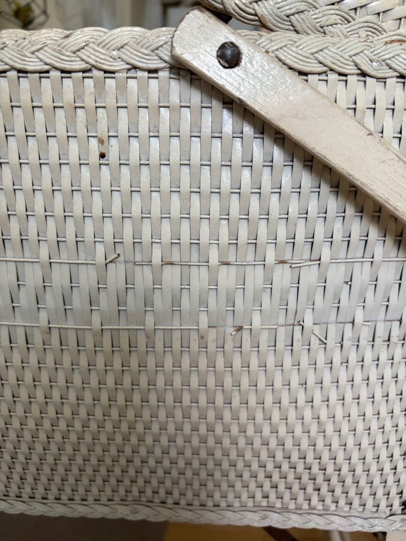 アンティーク♡ラタンのベビークーハン　フランス　希少❣️