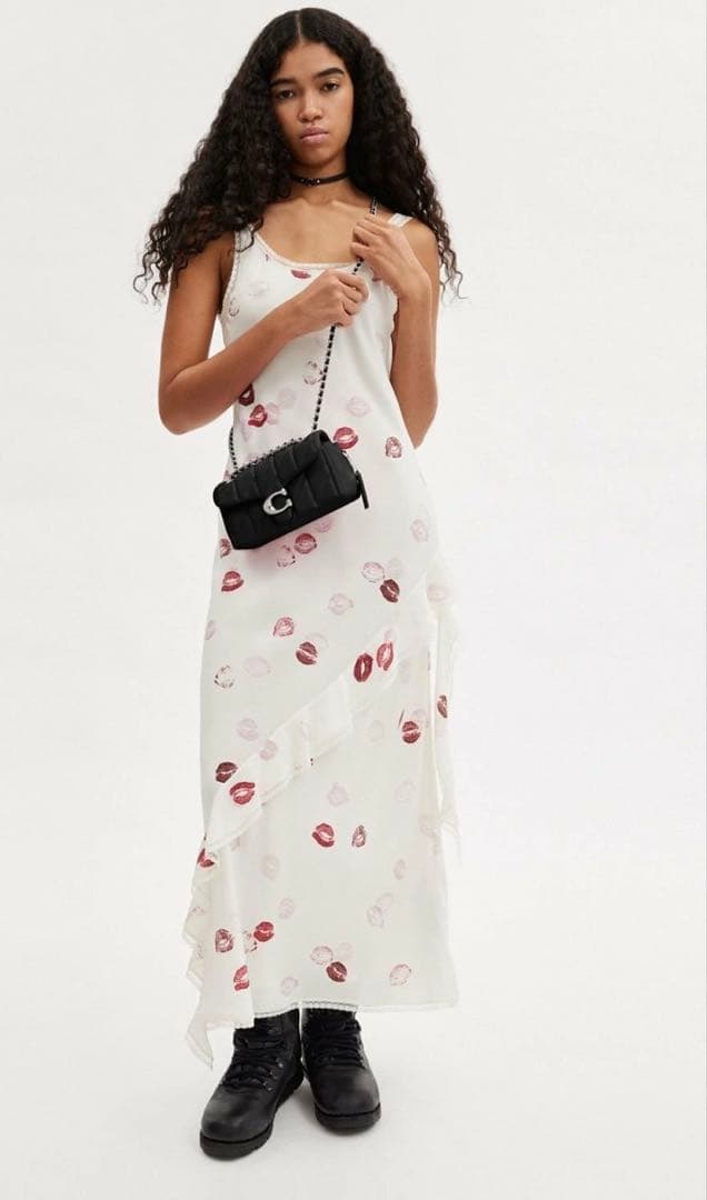 【新品】COACH タビー ショルダー バッグ 20・キルティング　シルバー