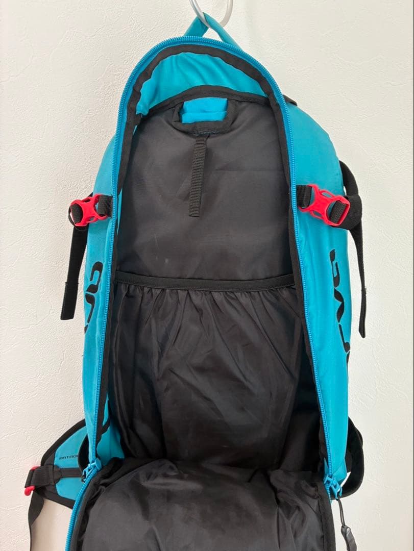 ウィンタースポーツ用リュック 黒 青 アウトドア ソネ arva_レスキュー