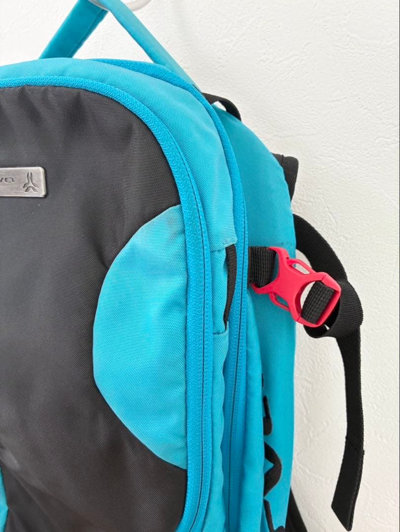 ウィンタースポーツ用リュック 黒 青 アウトドア ソネ arva_レスキュー