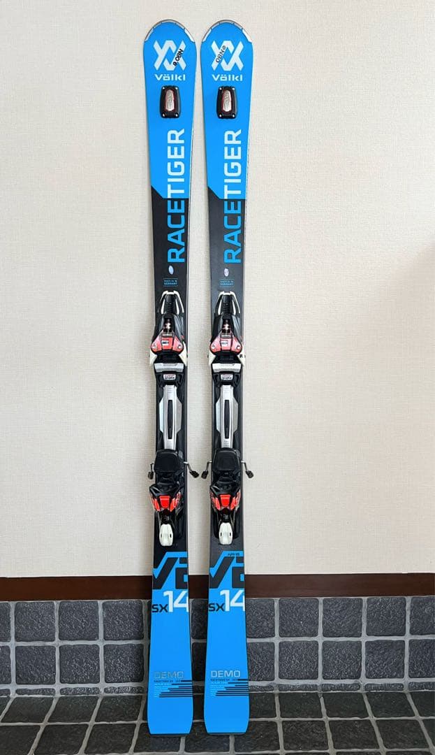 Volkl Racetiger SX DEMO 163cm '18/19 逸品 - メルカリ