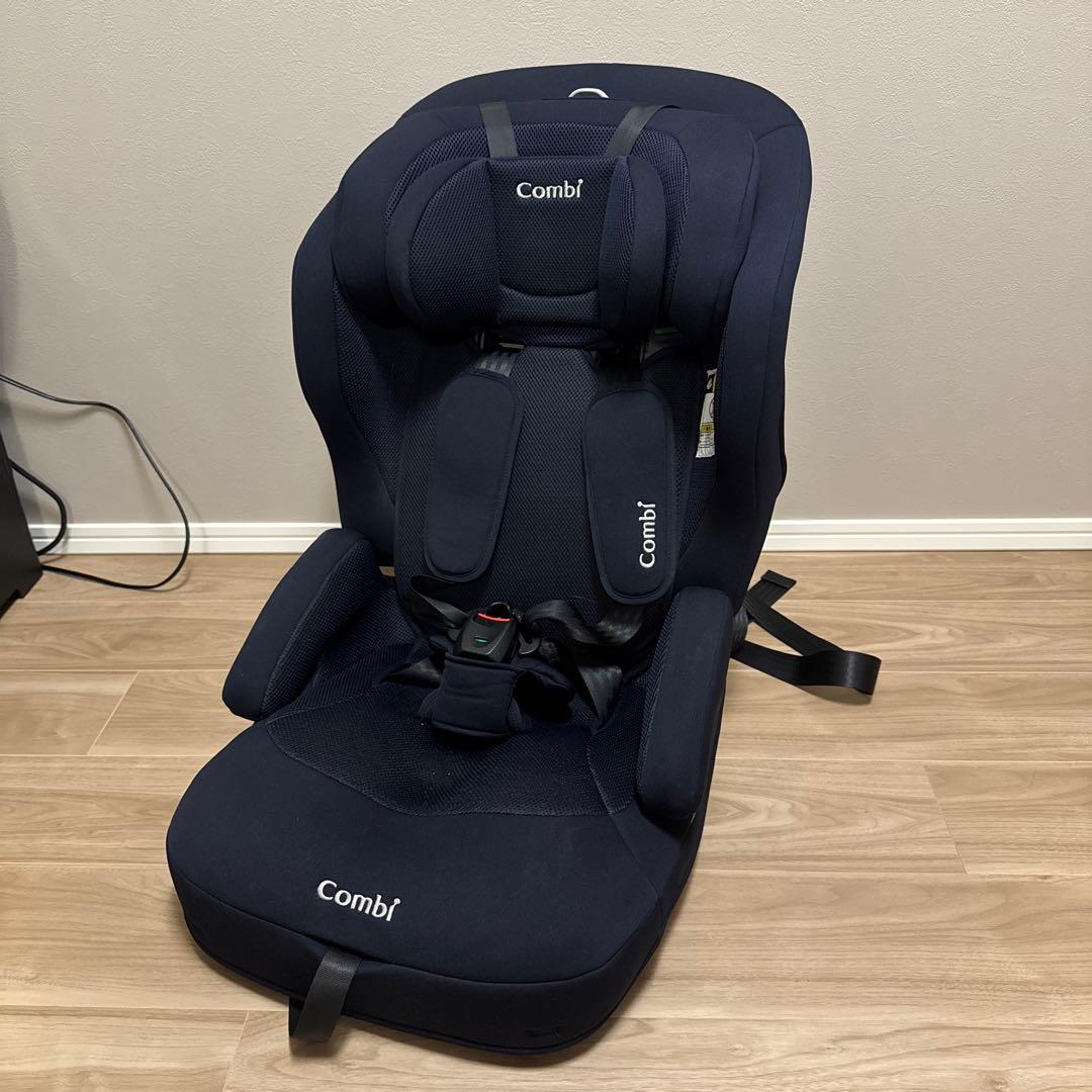 Combi 車用チャイルドシート ネイビー